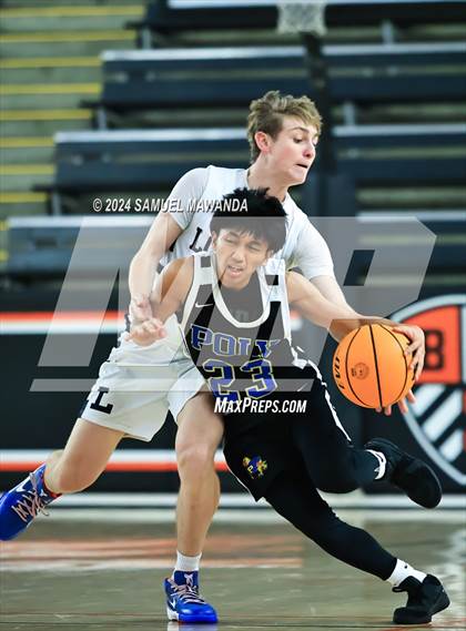 Thumbnail 3 in Loyola vs Poly photogallery.