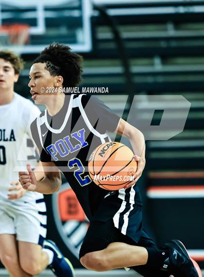 Thumbnail 1 in Loyola vs Poly photogallery.