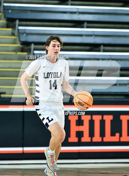 Thumbnail 3 in Loyola vs Poly photogallery.