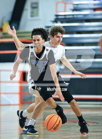 Thumbnail 3 in Loyola vs Poly photogallery.