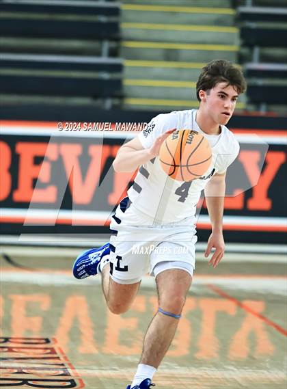 Thumbnail 1 in Loyola vs Poly photogallery.