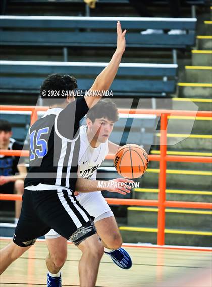 Thumbnail 1 in Loyola vs Poly photogallery.