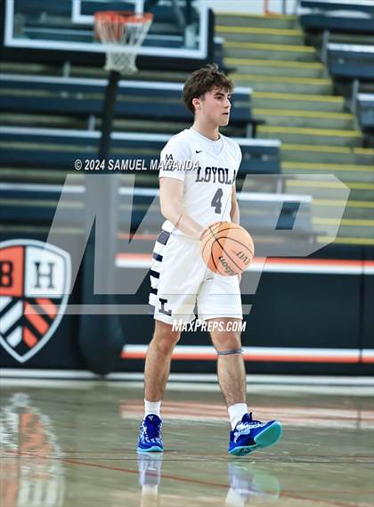 Thumbnail 2 in Loyola vs Poly photogallery.