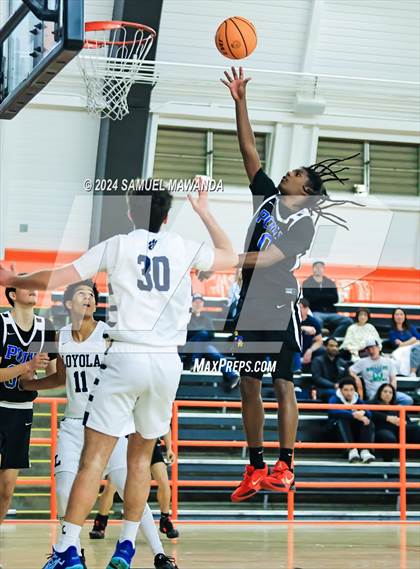 Thumbnail 3 in Loyola vs Poly photogallery.