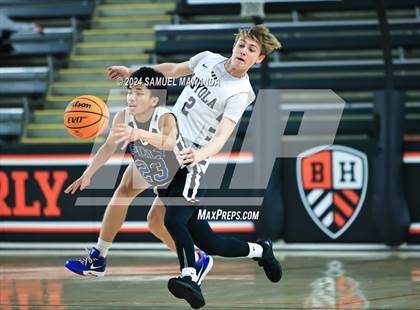 Thumbnail 3 in Loyola vs Poly photogallery.
