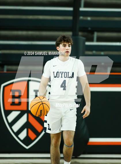 Thumbnail 1 in Loyola vs Poly photogallery.
