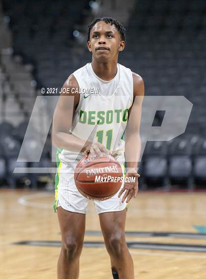 Thumbnail 1 in Brackenridge vs Desoto (Spurs High School Showcase) photogallery.