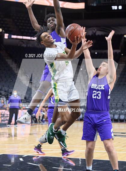 Thumbnail 2 in Brackenridge vs Desoto (Spurs High School Showcase) photogallery.