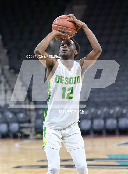 Thumbnail 1 in Brackenridge vs Desoto (Spurs High School Showcase) photogallery.
