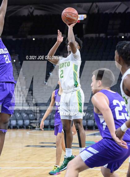 Thumbnail 3 in Brackenridge vs Desoto (Spurs High School Showcase) photogallery.