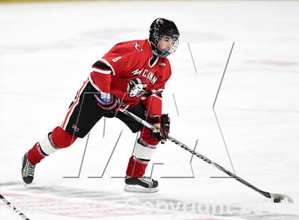 Thumbnail 2 in New Canaan vs. Notre Dame-West Haven (CIAC Division I Quarterfinal) photogallery.