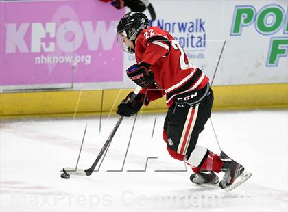 Thumbnail 3 in New Canaan vs. Notre Dame-West Haven (CIAC Division I Quarterfinal) photogallery.