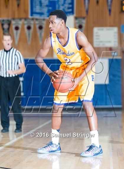 Thumbnail 1 in Archbishop Riordan vs. Monte Vista (Chris Huber Classic) photogallery.