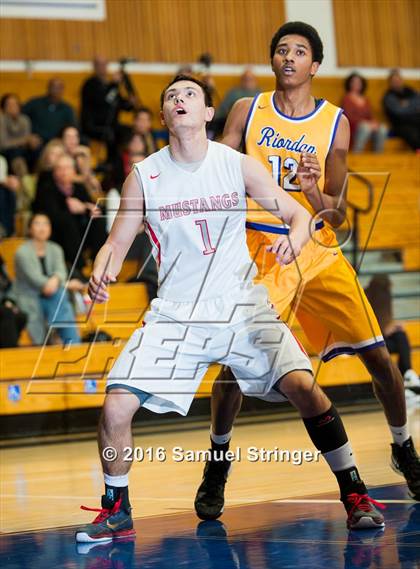 Thumbnail 1 in Archbishop Riordan vs. Monte Vista (Chris Huber Classic) photogallery.