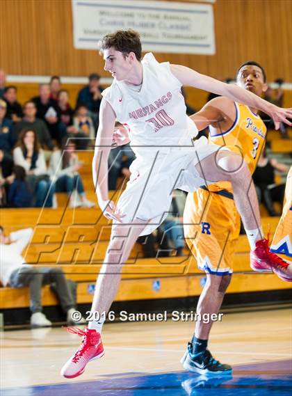 Thumbnail 3 in Archbishop Riordan vs. Monte Vista (Chris Huber Classic) photogallery.