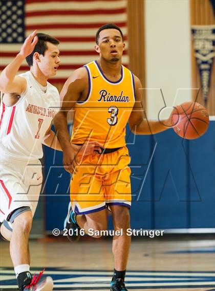 Thumbnail 2 in Archbishop Riordan vs. Monte Vista (Chris Huber Classic) photogallery.