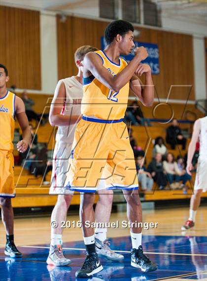 Thumbnail 3 in Archbishop Riordan vs. Monte Vista (Chris Huber Classic) photogallery.