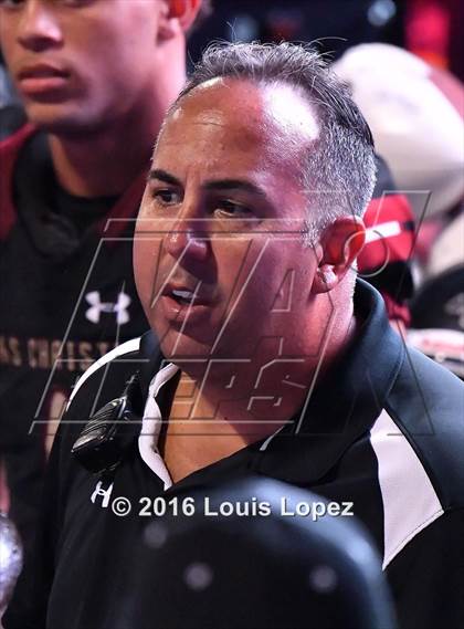 Thumbnail 3 in St. Joseph's Prep vs. Oaks Christian (Honor Bowl Series) photogallery.