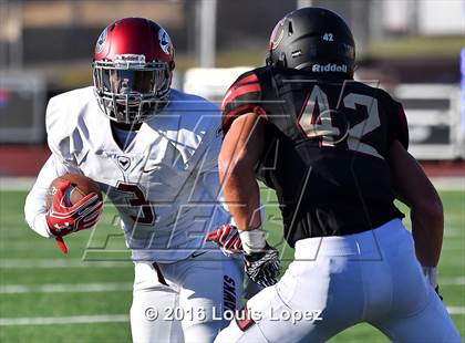 Thumbnail 3 in St. Joseph's Prep vs. Oaks Christian (Honor Bowl Series) photogallery.