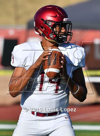 Thumbnail 2 in St. Joseph's Prep vs. Oaks Christian (Honor Bowl Series) photogallery.