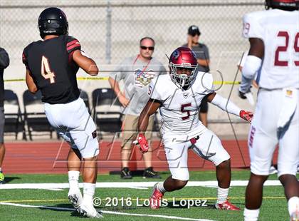Thumbnail 1 in St. Joseph's Prep vs. Oaks Christian (Honor Bowl Series) photogallery.