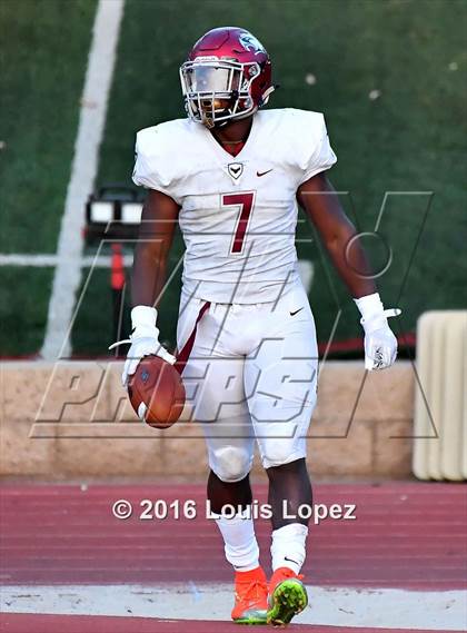 Thumbnail 2 in St. Joseph's Prep vs. Oaks Christian (Honor Bowl Series) photogallery.