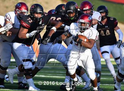 Thumbnail 2 in St. Joseph's Prep vs. Oaks Christian (Honor Bowl Series) photogallery.