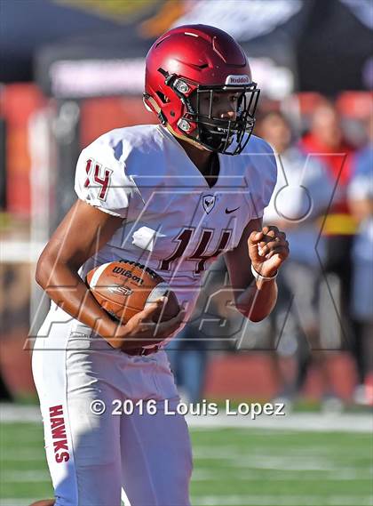 Thumbnail 3 in St. Joseph's Prep vs. Oaks Christian (Honor Bowl Series) photogallery.