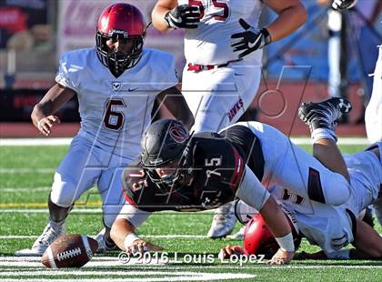 Thumbnail 2 in St. Joseph's Prep vs. Oaks Christian (Honor Bowl Series) photogallery.