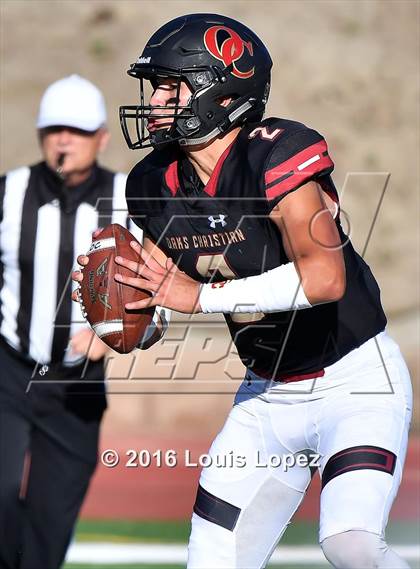 Thumbnail 1 in St. Joseph's Prep vs. Oaks Christian (Honor Bowl Series) photogallery.