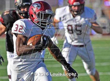 Thumbnail 2 in St. Joseph's Prep vs. Oaks Christian (Honor Bowl Series) photogallery.