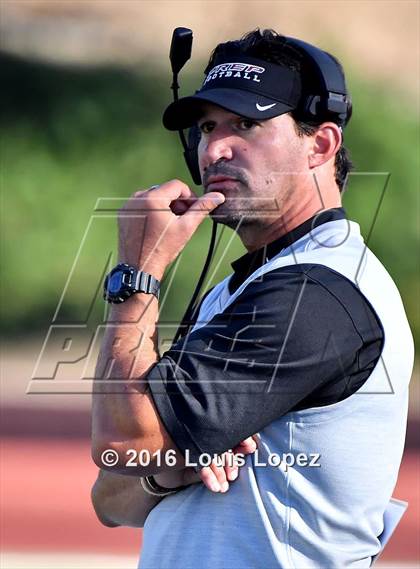 Thumbnail 1 in St. Joseph's Prep vs. Oaks Christian (Honor Bowl Series) photogallery.