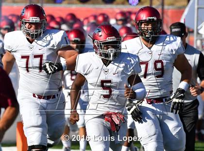 Thumbnail 1 in St. Joseph's Prep vs. Oaks Christian (Honor Bowl Series) photogallery.