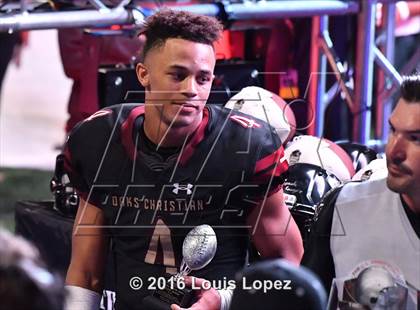 Thumbnail 2 in St. Joseph's Prep vs. Oaks Christian (Honor Bowl Series) photogallery.