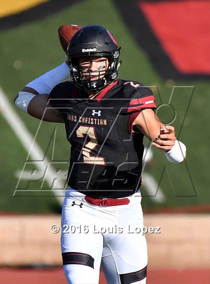 Thumbnail 3 in St. Joseph's Prep vs. Oaks Christian (Honor Bowl Series) photogallery.