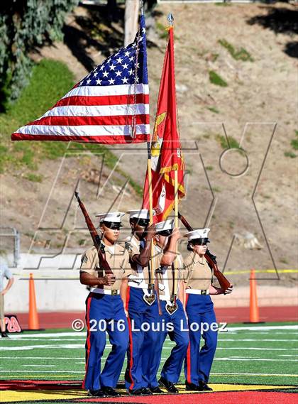 Thumbnail 3 in St. Joseph's Prep vs. Oaks Christian (Honor Bowl Series) photogallery.