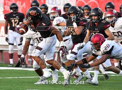 Thumbnail 1 in St. Joseph's Prep vs. Oaks Christian (Honor Bowl Series) photogallery.
