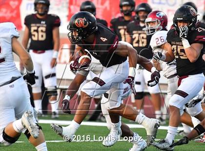 Thumbnail 2 in St. Joseph's Prep vs. Oaks Christian (Honor Bowl Series) photogallery.