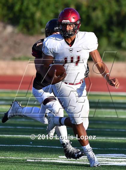 Thumbnail 1 in St. Joseph's Prep vs. Oaks Christian (Honor Bowl Series) photogallery.