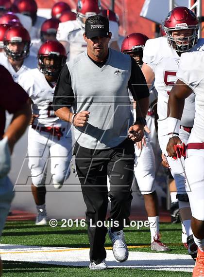 Thumbnail 3 in St. Joseph's Prep vs. Oaks Christian (Honor Bowl Series) photogallery.