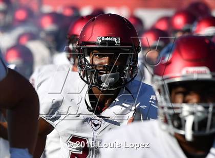 Thumbnail 2 in St. Joseph's Prep vs. Oaks Christian (Honor Bowl Series) photogallery.