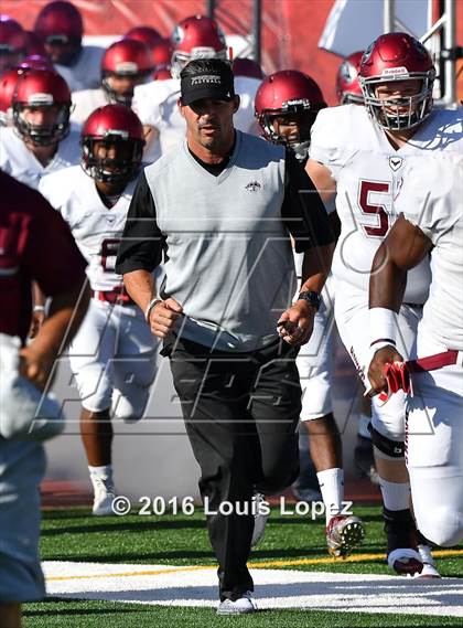 Thumbnail 2 in St. Joseph's Prep vs. Oaks Christian (Honor Bowl Series) photogallery.