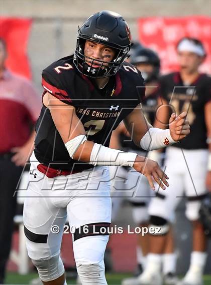 Thumbnail 3 in St. Joseph's Prep vs. Oaks Christian (Honor Bowl Series) photogallery.