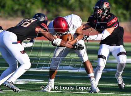 Thumbnail 2 in St. Joseph's Prep vs. Oaks Christian (Honor Bowl Series) photogallery.