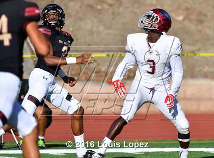 Thumbnail 2 in St. Joseph's Prep vs. Oaks Christian (Honor Bowl Series) photogallery.