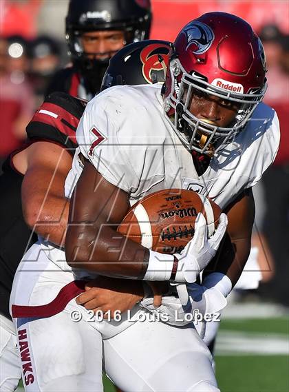 Thumbnail 3 in St. Joseph's Prep vs. Oaks Christian (Honor Bowl Series) photogallery.