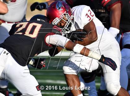 Thumbnail 3 in St. Joseph's Prep vs. Oaks Christian (Honor Bowl Series) photogallery.
