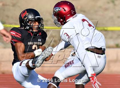 Thumbnail 2 in St. Joseph's Prep vs. Oaks Christian (Honor Bowl Series) photogallery.