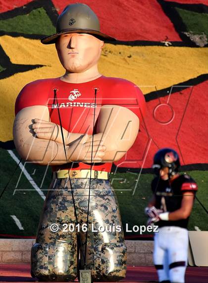 Thumbnail 2 in St. Joseph's Prep vs. Oaks Christian (Honor Bowl Series) photogallery.