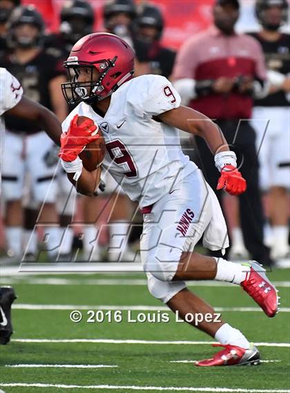 Thumbnail 3 in St. Joseph's Prep vs. Oaks Christian (Honor Bowl Series) photogallery.
